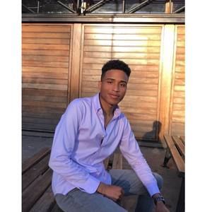 Meet your Posher, Chris